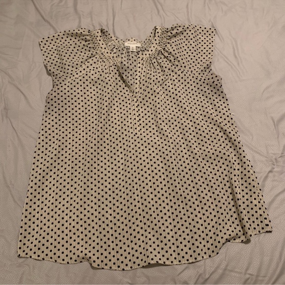 *BUNDLE* 2 Motherhood Maternity dresses and 1 top. - Picture 7 of 8